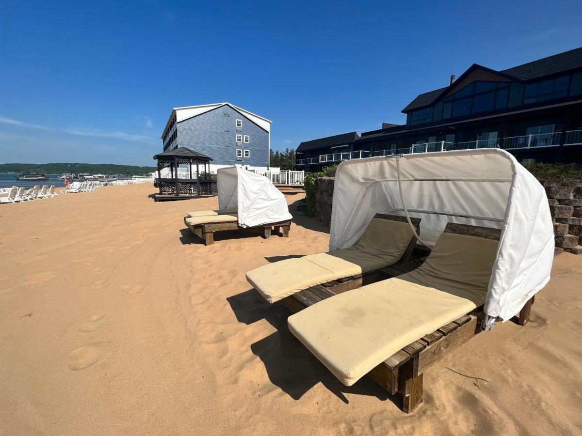 The Beach Haus - مدينة ترافيرز المظهر الخارجي الصورة