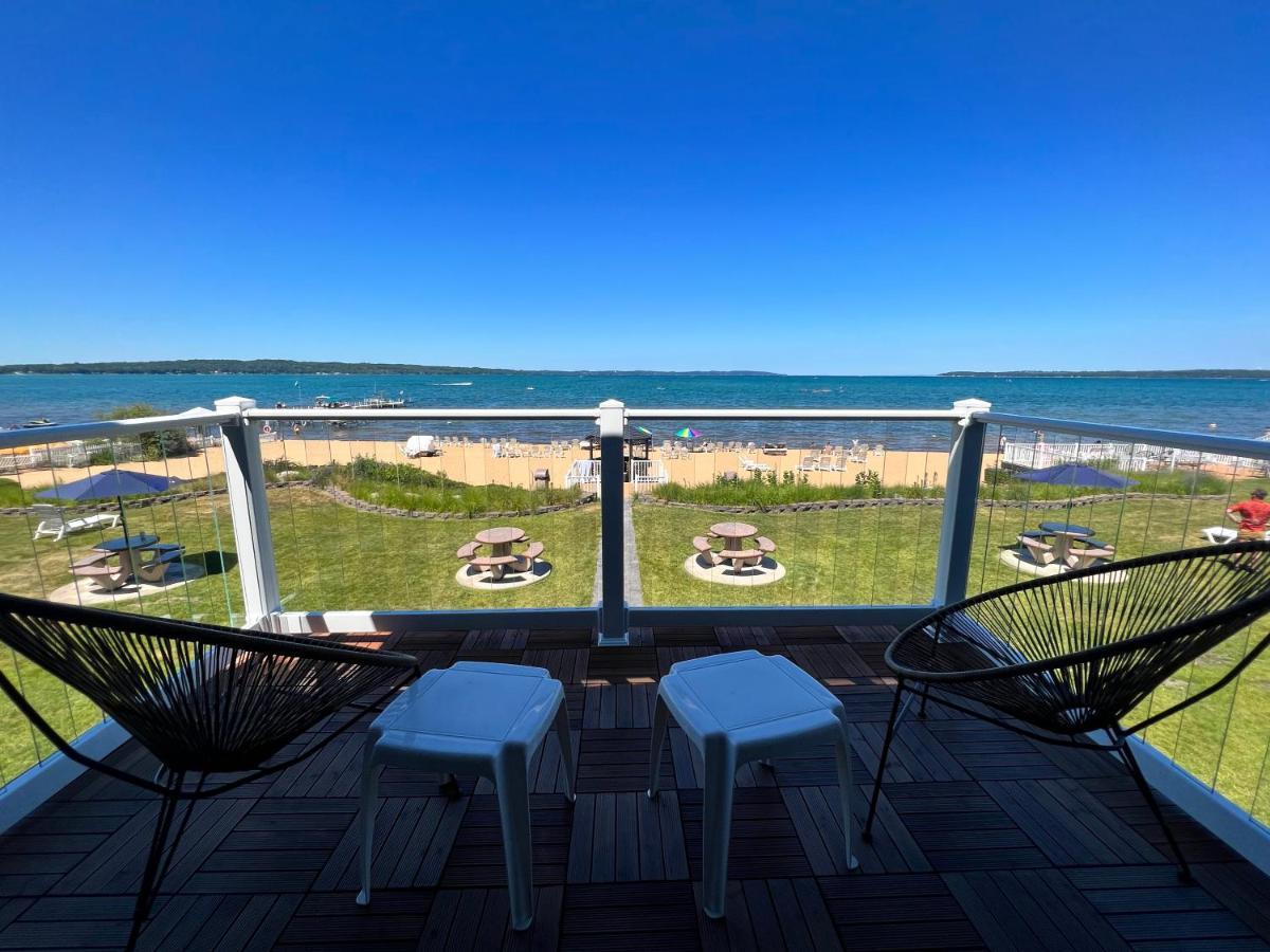 The Beach Haus - مدينة ترافيرز المظهر الخارجي الصورة
